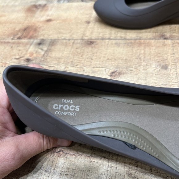 Crocs Dual Comfort Brown Rubber Slip On Wedge Heels Size 8 GREAT! - Picture 5 of 6